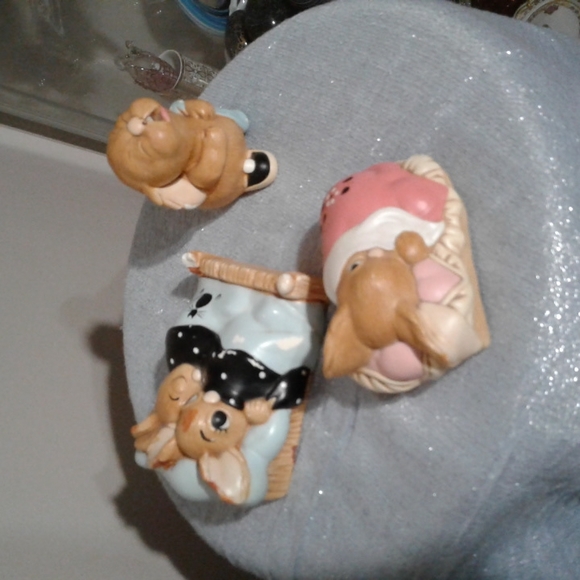 Pendleton Rabbits - Picture 3 of 3